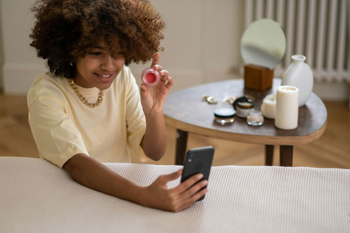 Social Media Influencers Authentic Promotion