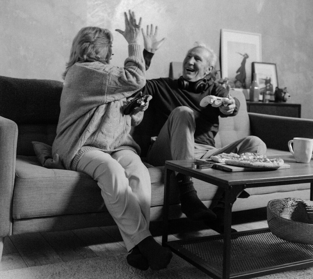 Timeless Chemistry of Vintage Actor Pairings