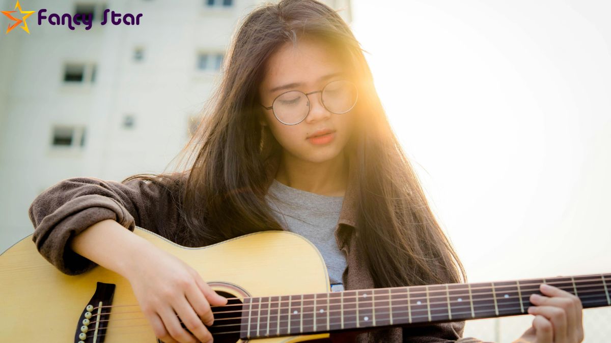 Powerful Acoustic Performances by Female Guitarists