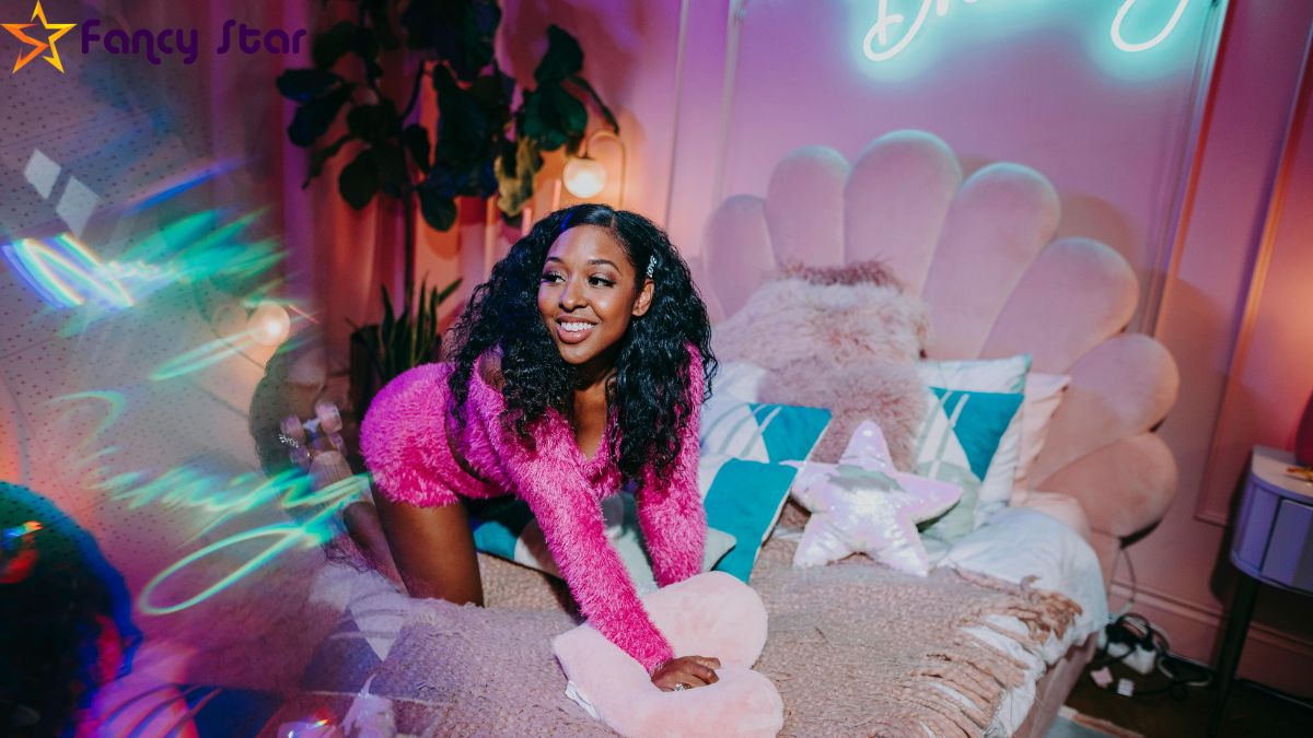 Real-Time Style Inspiration for Instagram